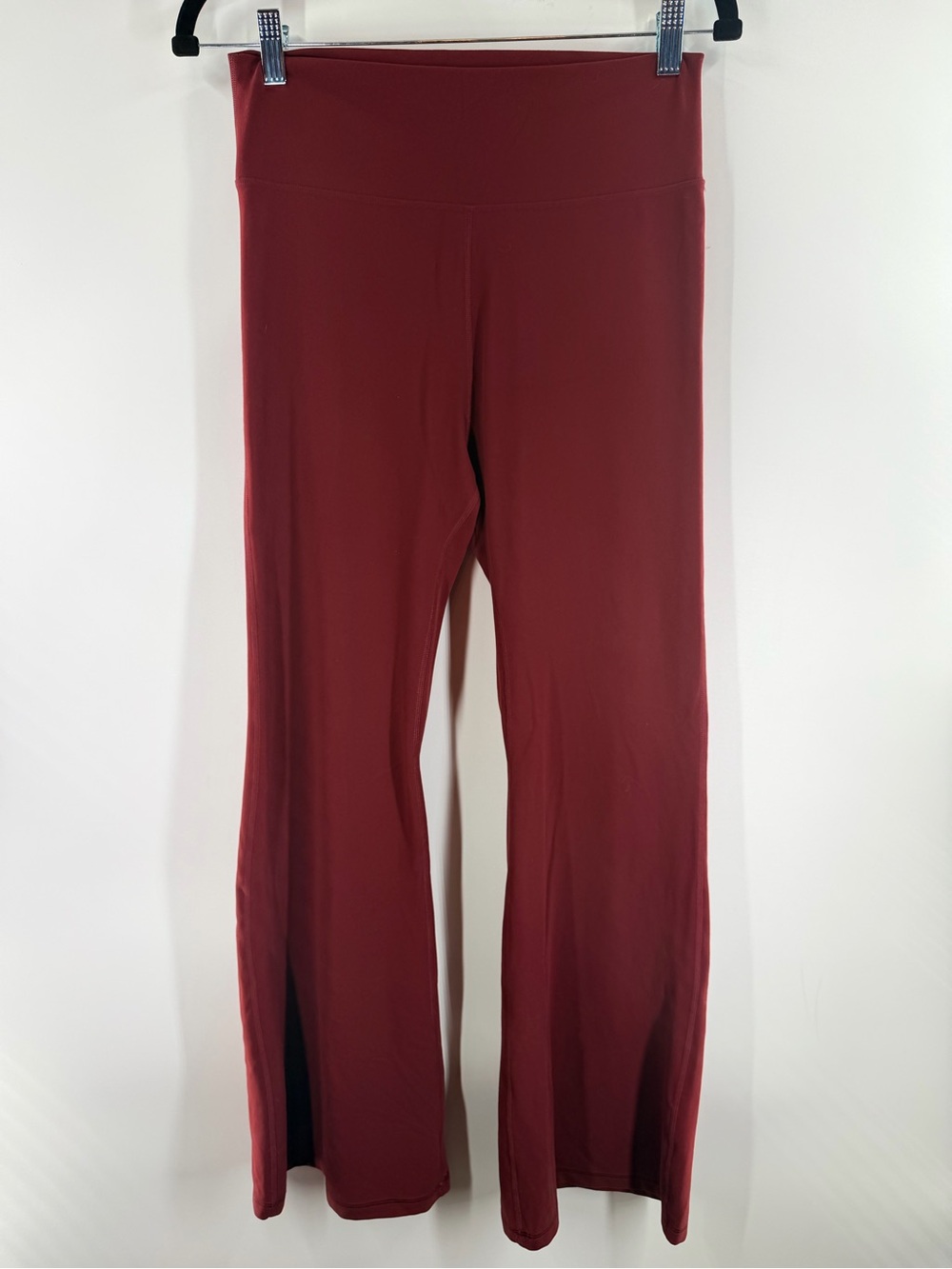 EUC Glowmode 28" FeatherFit Flared Leggings - Picture 7 of 11
